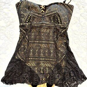 Becca Sexy Swimsuit Black & Gold Woven Textured Swim Dress - SZ 3X (22/24)